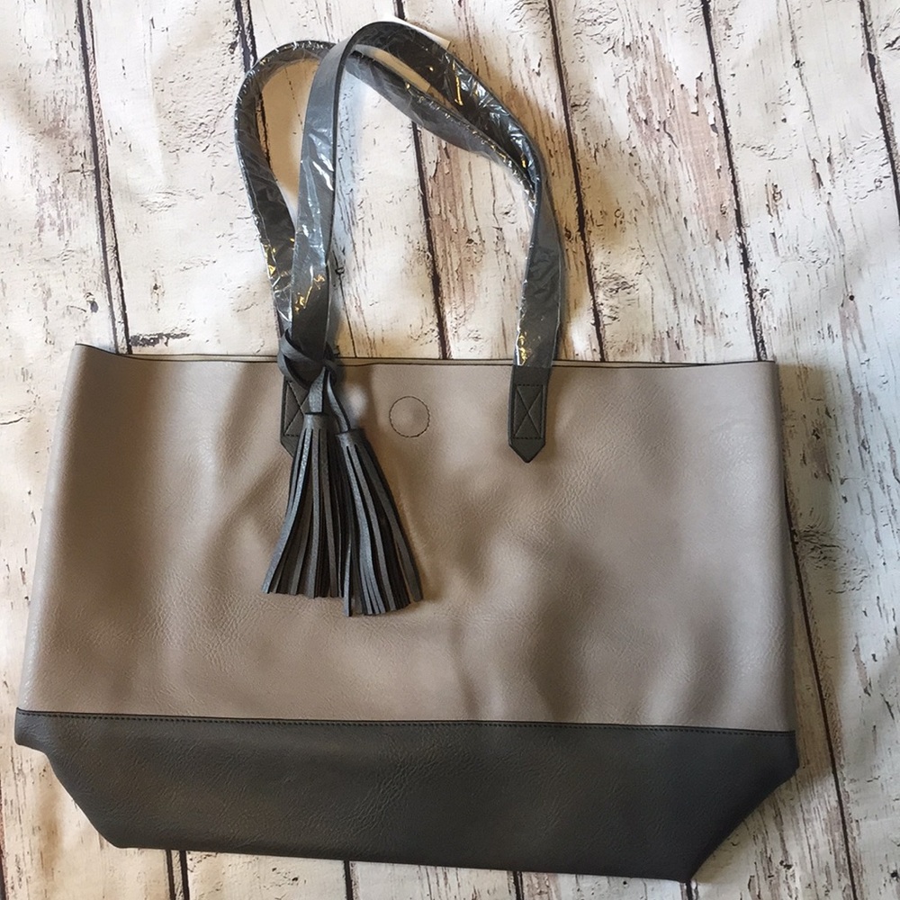 🌿Taupe Large Overnight Bag